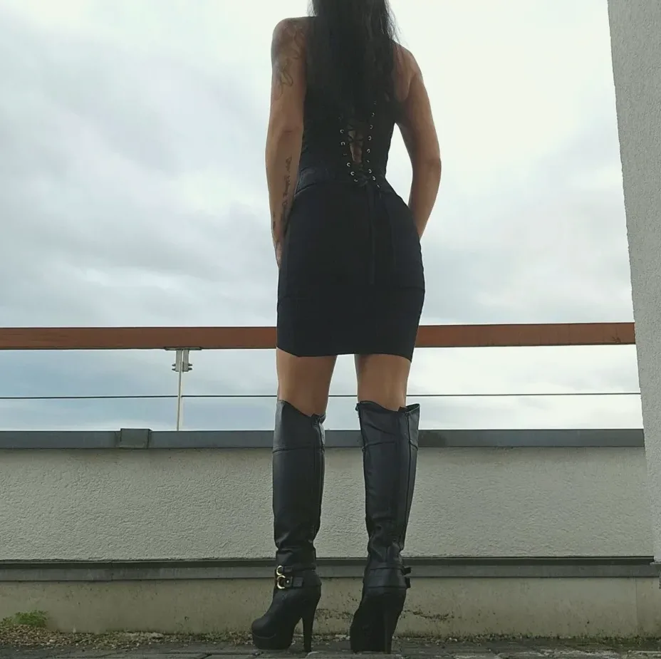 Xheni, 35 anni